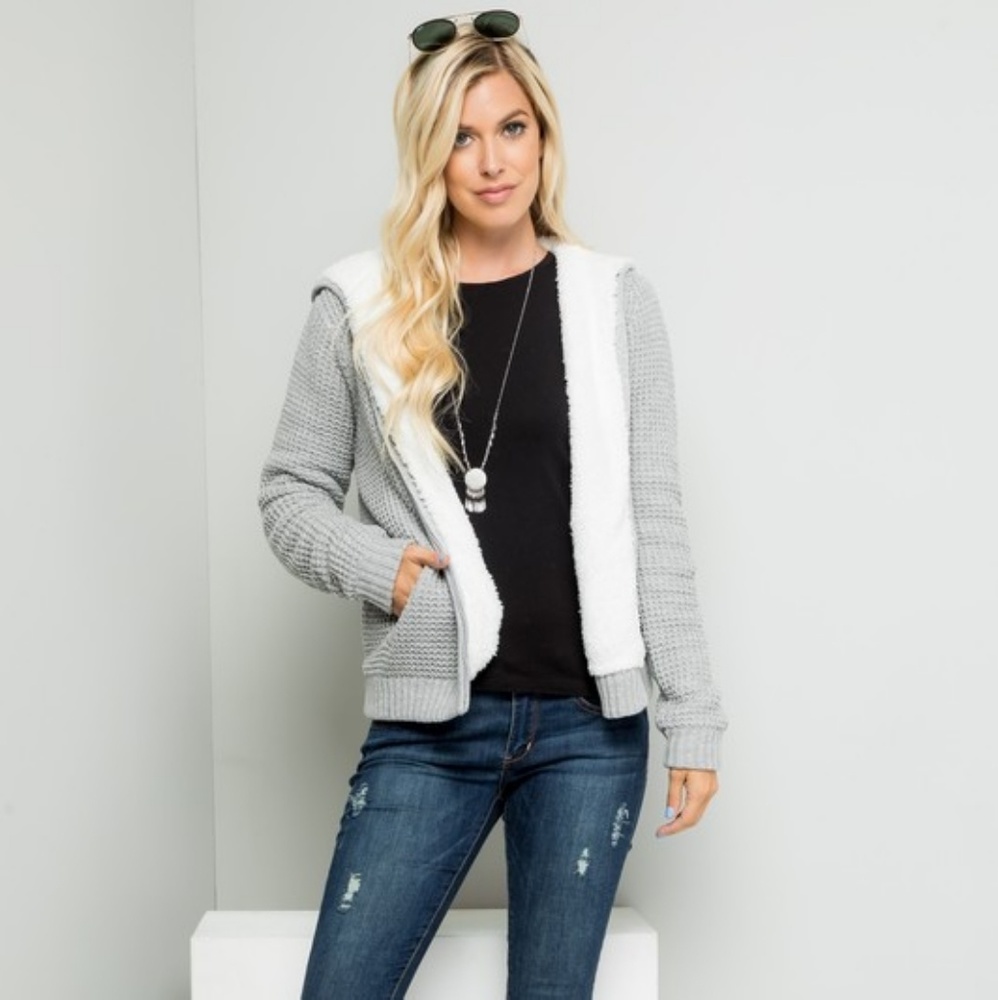 LAST 1! Super cozy Sherpa lined zip up hoodie - Picture 5 of 8